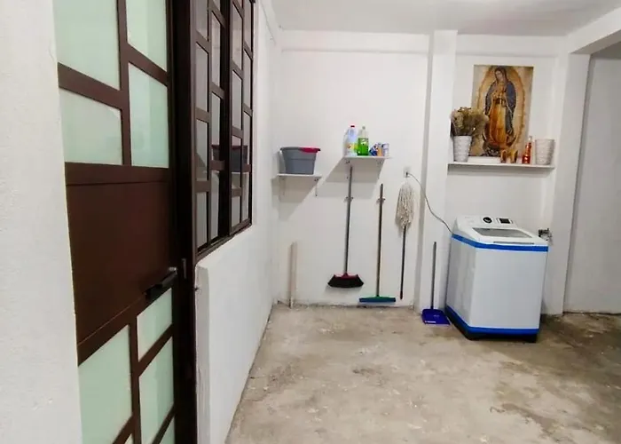 Casa Reyes *